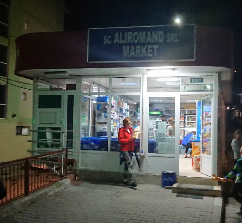 Aliromand Market