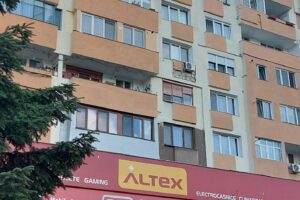 Altex Hunedoara Retail Park