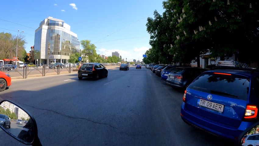 Aris Business Center