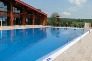 Baza de agrement Nada Florilor Municipiul Falticeni Activitate Economica