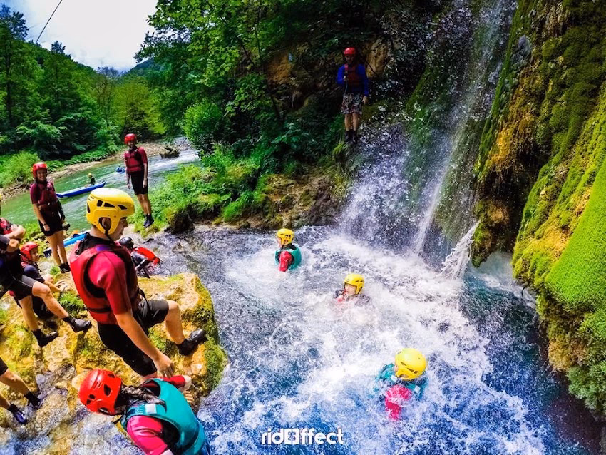 Baza Rafting Master Adventure Vadu Crisului