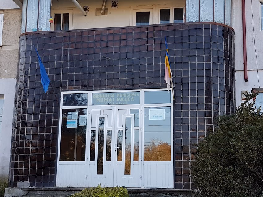 Biblioteca Municipală Mihai Ralea Huși