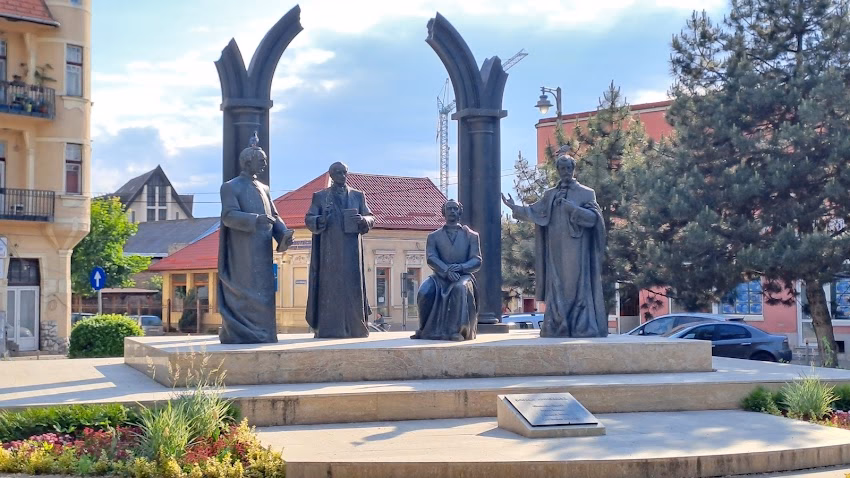 Birotech Pres Srl Case de marcat