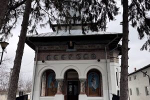 Biserica Adormirea Maicii Domnului