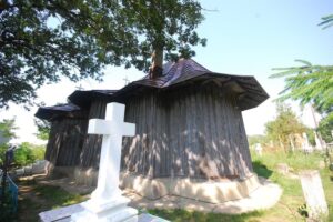 Biserica de lemn Sfântul Nicolae