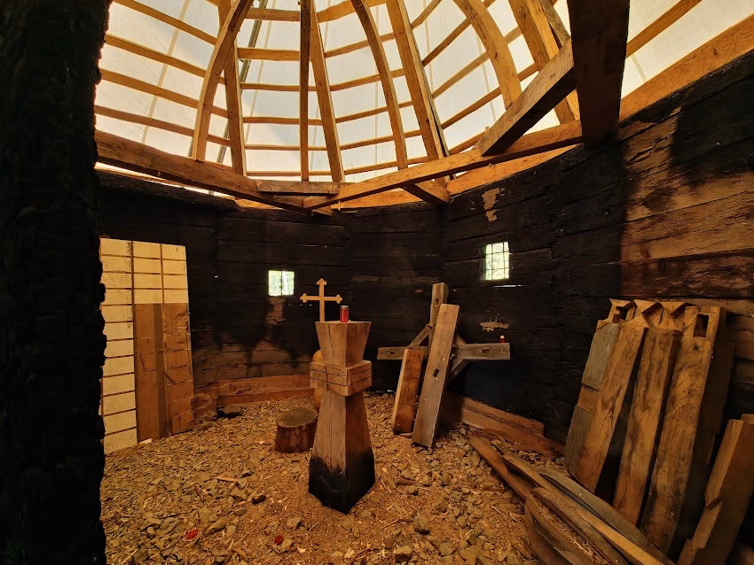 Biserica de lemn Sfinții Arhangheli