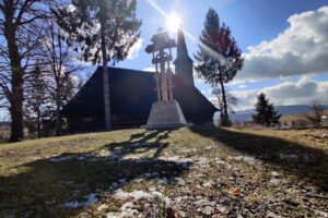 Biserica Din Lemn Bratca