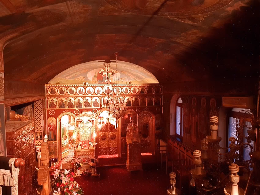 Biserica ortodoxa Nașterea Maicii Domnului Malnas Bai