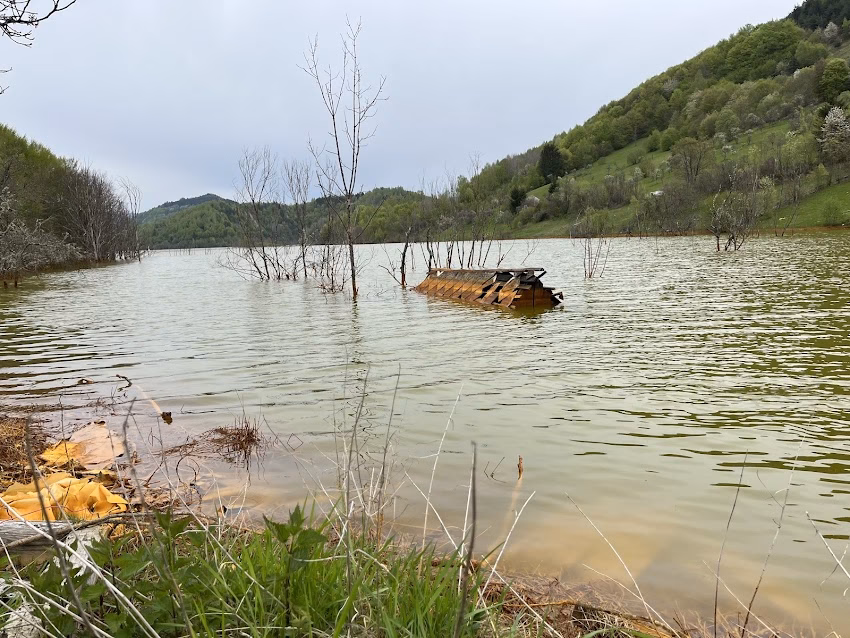 Biserica Scufundată Geamăna