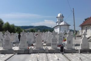 Biserica Sfinții Voievozi