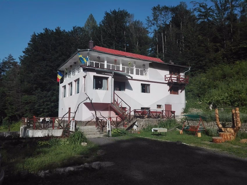 Cabana Cerbu Valea Minișului