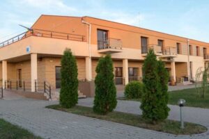 Caminul de batrani Cruceni