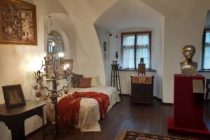 Camping Cazare Restaurant Muddy land