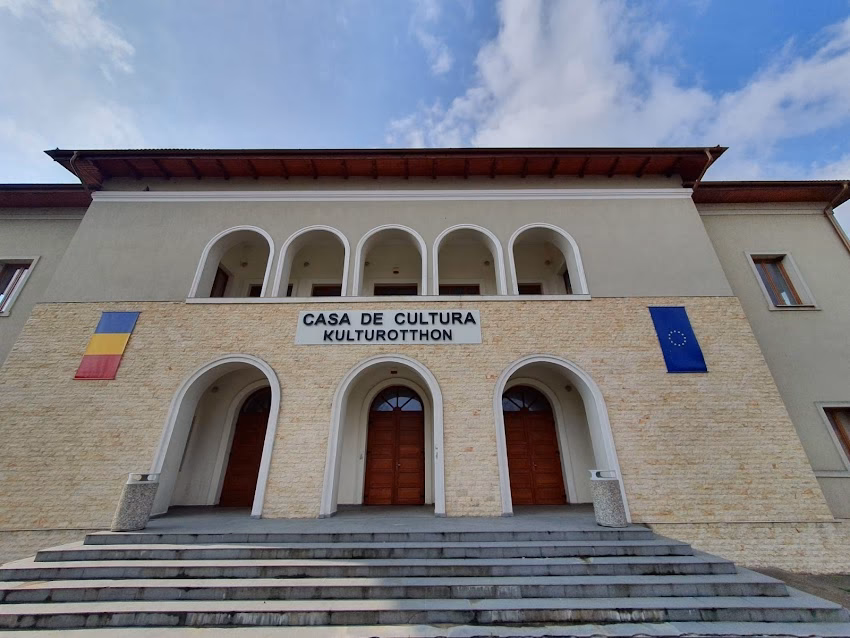 Casa de Cultură Huedin