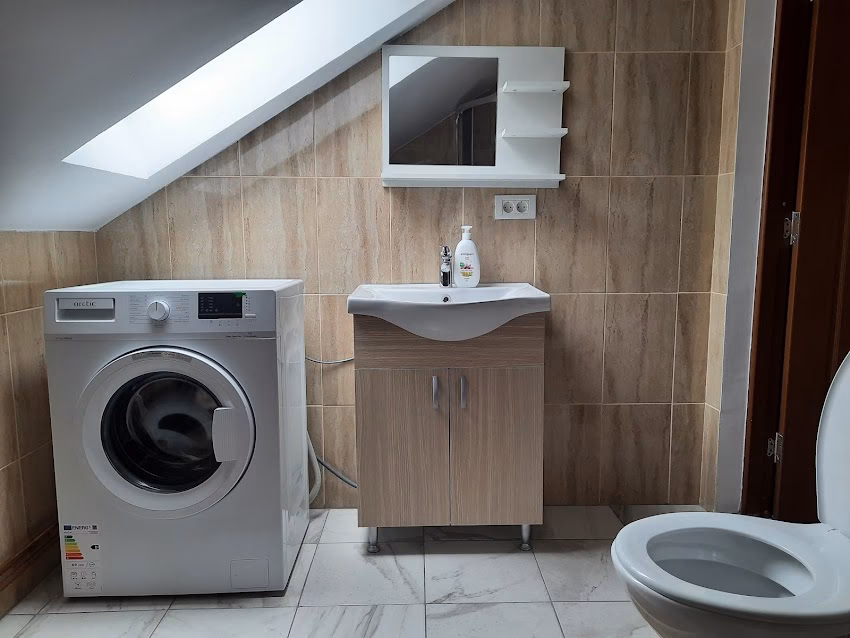 Casa Poiana Largului