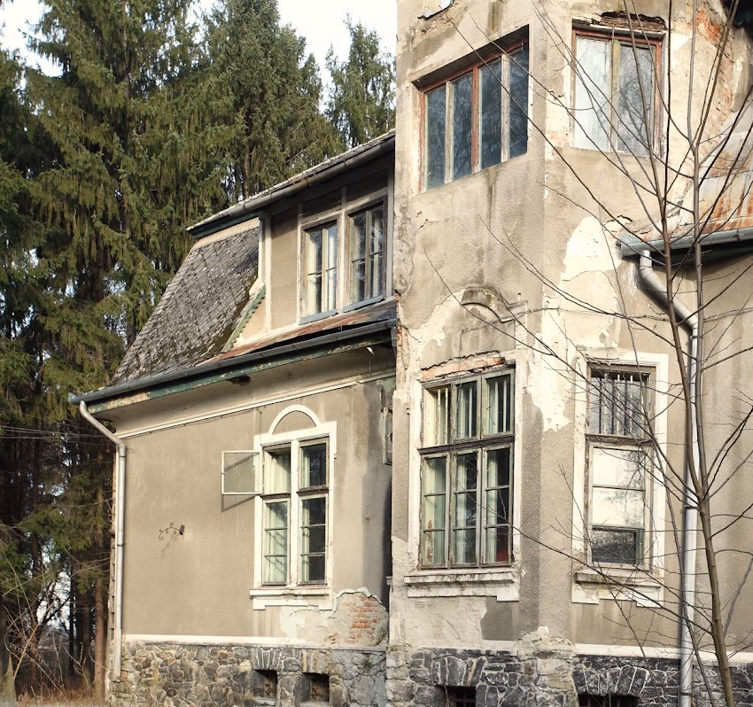 Castelul Pogany