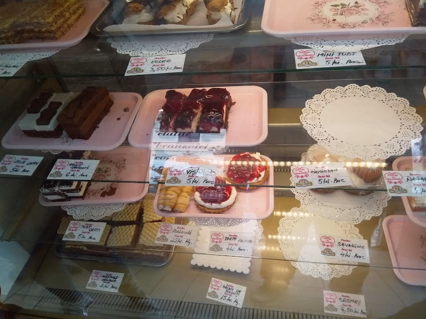 Căsuța cu bunătăți