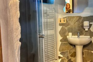 Cob VillageSatul de lut