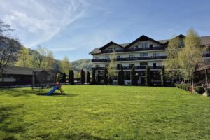 Complex Turistic Casa Lăzăroiu