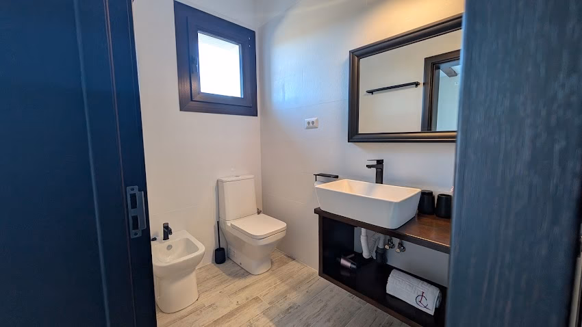 Conacul Lacului Brebu