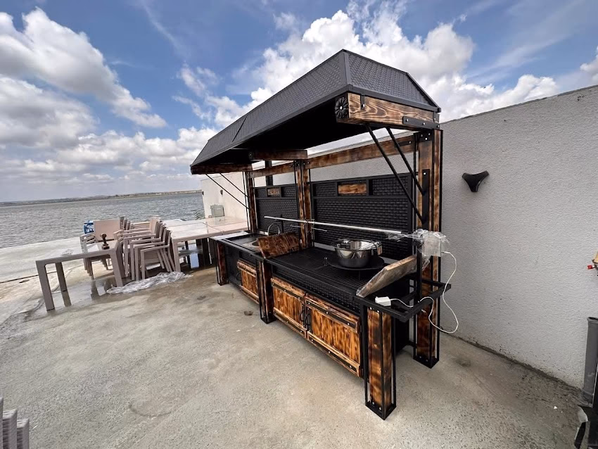 Confecții metalice Perișoru