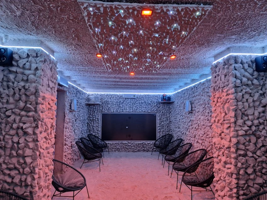 Constructii saline artificiale de suprafata