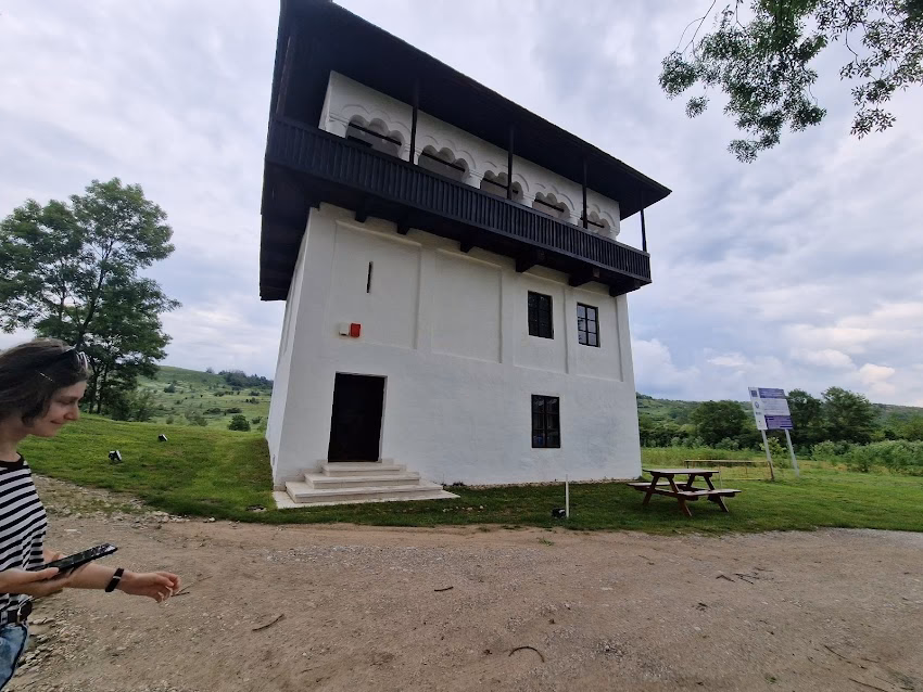 Cula IzvoranuGeblescu