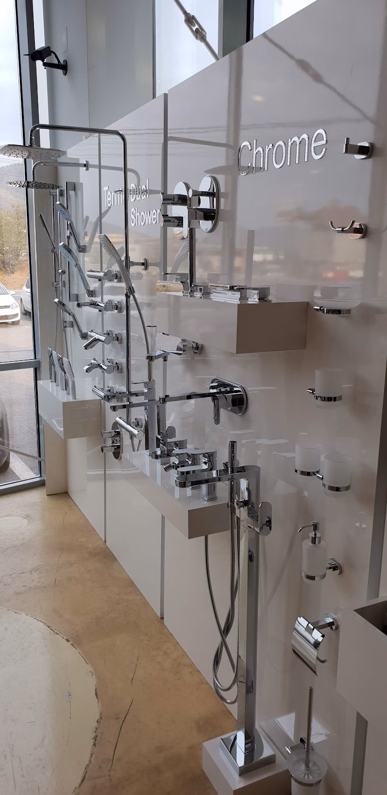 Damila depozit showroom magazin instalatii si finisaje Valcea