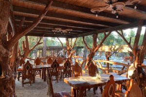 Elio Garden Restaurant