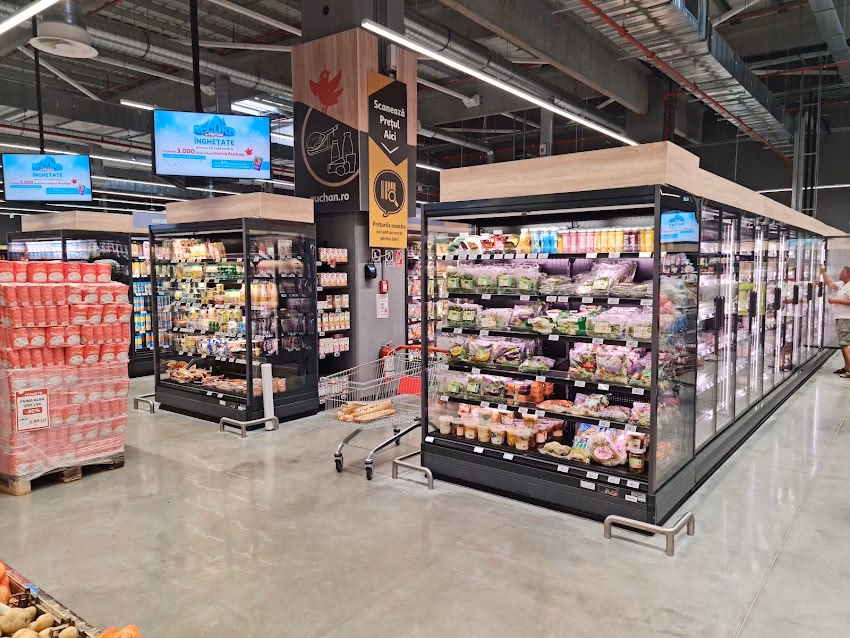 Family Market Miroslava