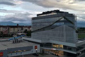 Hattrick Office Building