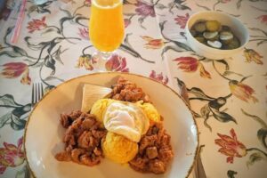 Hotel Restaurant Carul cu Flori