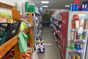 La doi pași Jojo Market