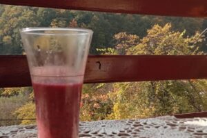 La Familia Cafe Cotnari