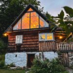 La noi la munte Domeniu Casa Veche