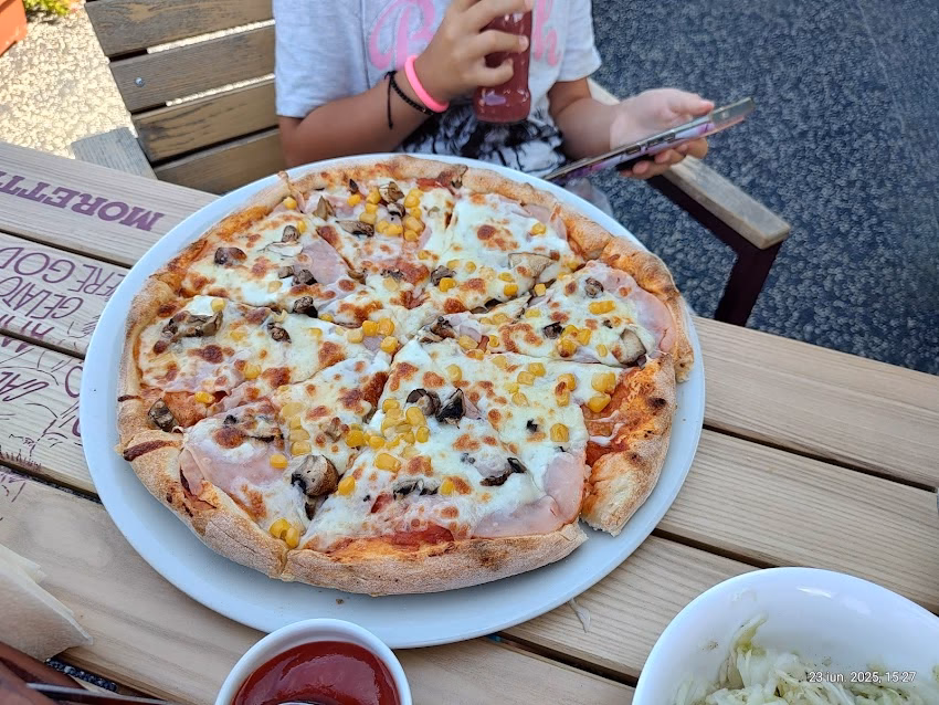 Le Jardin Bistro Lounge