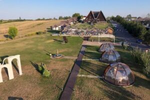 Lebăda Neagră Resort