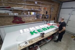 Lepcan Media productie publicitara print sign shop