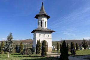 Mănăstirea Cârlomănești