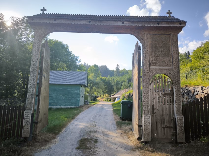 Mănăstirea Franciscană din Lăzarea