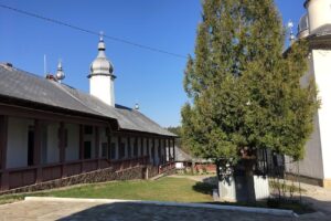 Mănăstirea Horaiţa