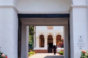 Mănăstirea Surpatele