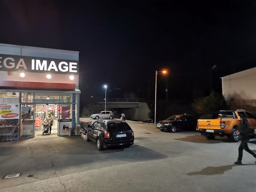 Mega Image Comarnic