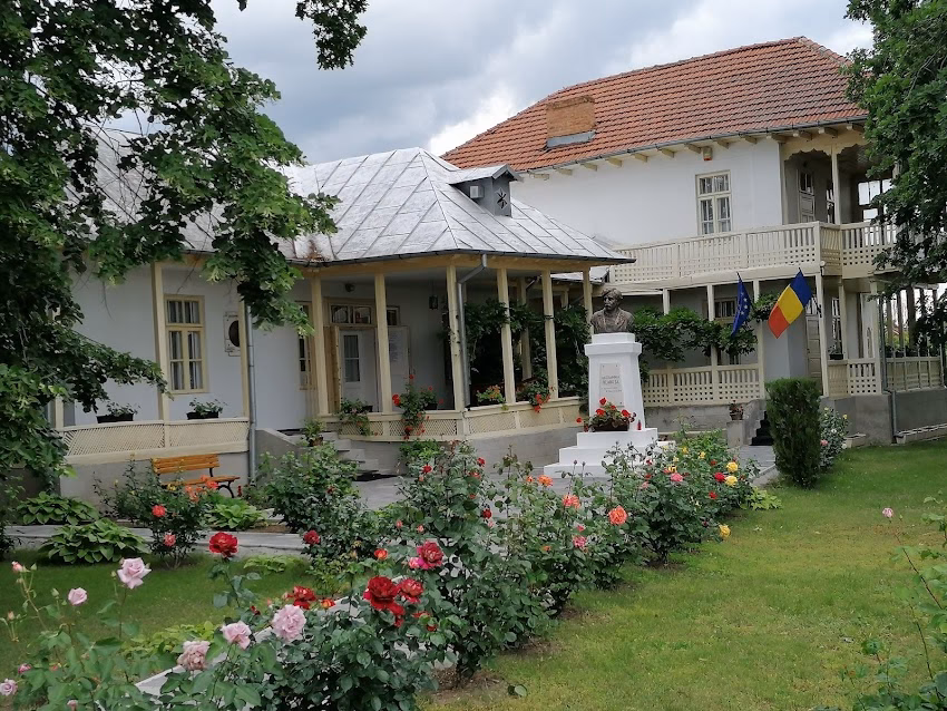 Muzeul Memorial Alexandru Vlahuță