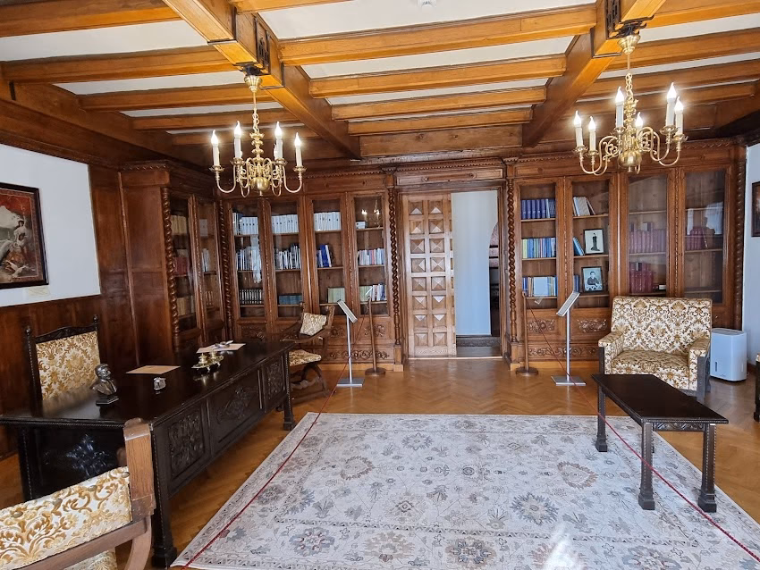 Muzeul Național Brătianu Vila Florica