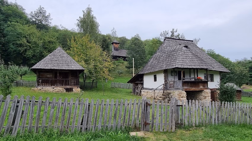 Muzeul Satului Vâlcean