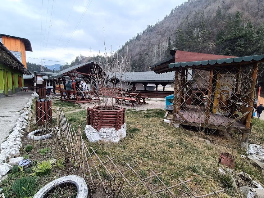 Păstrăvăria Cheiţa