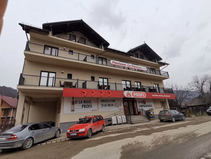 Pensiunea La Petrecica