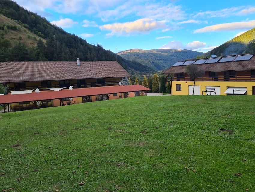 Pensiunea Rau Sadului Restaurant