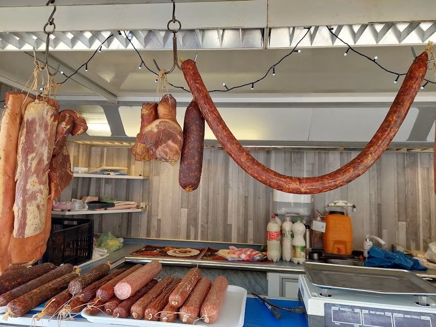 Piața duminicală Lopătari